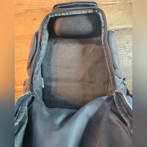 Ogio Renegade RSS 17" Black Pindot Laptop Backpack Carrying Case Tablet Bag - Picture 6 of 14